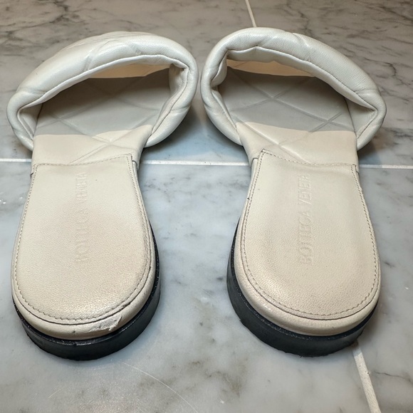 Bottega Veneta White Lido Flat Sandal US 35.5 - Picture 5 of 6